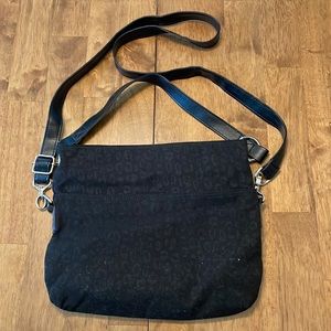 Thirty-one black bag